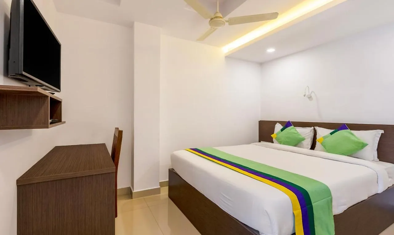 Treebo Trend Airport Avenue Plaza Cochin Airport Hotel Kochi