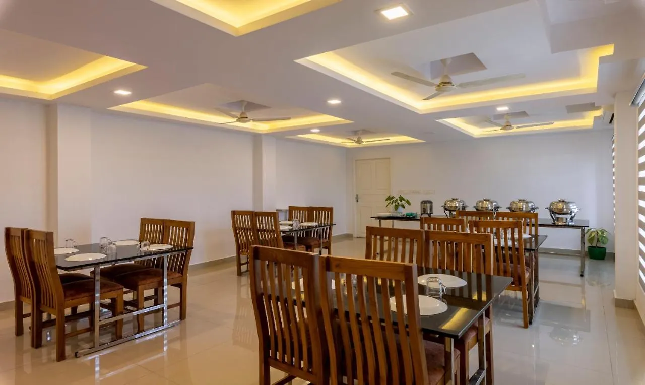 Treebo Trend Airport Avenue Plaza Cochin Airport Hotel Kochi