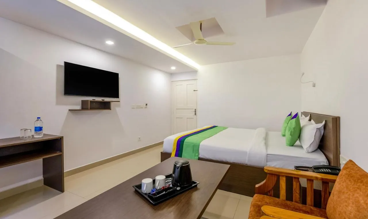 Treebo Trend Airport Avenue Plaza Cochin Airport Hotel Kochi